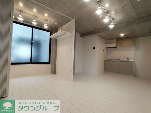 Fons Lucis Izumiの物件内観写真